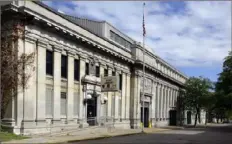  ?? Darrell Sapp/Post-Gazette ?? The Pittsburgh Penguins and the Penguins Foundation held their second public meeting Wednesday regarding the temporary installati­on of a public rink at the Hunt Armory building on Emerson Street in Shadyside.