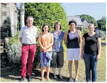  ??  ?? Patrick Roussel, Dorothée Dedouche, Julie Garnier, Véronique Lebreton et Aurélie Rosier, à quelques heures de la rentrée.