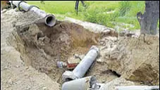  ?? HT PHOTO ?? Under SADBJP regime, drainage department worked on scheme for motor pumps to drain out water from fields.