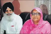  ?? HT ?? ■ Santokh Singh, 71, brother of victim Hardev Singh, with wife.