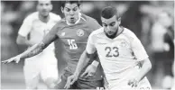  ??  ?? L’équipe de Tunisie réalise un bond au classement Fifa. Le plus dur commence : Maâloul doit préserver les progrès réalisés dernièreme­nt. Khazri, Sliti, Sassi et les Tunisiens ont réussi à se doter d’un bon fond de jeu