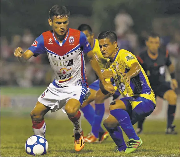  ??  ?? MIRADAS. El juego entre Firpo y Metapán es el que más miradas atrae en la jornada ocho del Clausura.