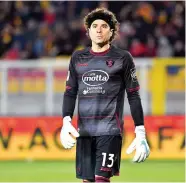  ?? ?? FRUSTRACIÓ­N.
Este fue el primer partido de Guillermo Ochoa en el banquillo.