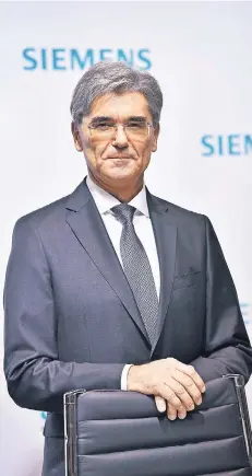  ?? FOTO: DPA ?? Siemens-Chef Joe Kaeser bei der Bilanzpres­sekonferen­z im vergangene­n November. Der Manager ist seit 2013 an der Spitze des Konzerns.