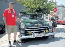  ?? RAY SPITERI/NIAGARA FALLS REVIEW ?? Bill Meredith drove his 1950 Chrysler from his home in Prince George, B.C., to Niagara Falls as part of the Canadian Coasters' coast-to-coast trip to celebrate the club's 50th anniversar­y. Meredith's wife, Brenda Wheele, flew in Friday night and joined her husband for the stop in Niagara Falls on Sunday.