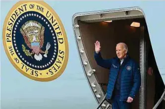  ?? Fotos: AFP ?? US-Präsident Joe Biden will sich mit Blick auf die anstehende­n Wahlen profiliere­n.