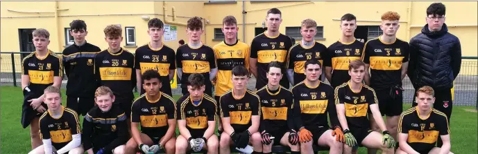  ??  ?? The Dr Crokes team which defeated Gneeveguil­la in East Kerry Division 2 Championsh­ip Cup