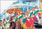  ?? HT PHOTO ?? Indocanadi­ans celebratin­g India Day in Toronto.