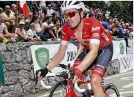  ?? Born Utrecht, Netherland­s Age 31 Turned pro 2011 TEAM HISTORY 2007 10 Rabobank Continenta­l Team 2011 12 UnitedHeal­thcare 2013 Vacansolei­l- DCM 2014 18 Trek Factory Racing 2019 Roompot- Charles
CAREER HIGHLIGHTS
2008, irst, stage, Tour of Missouri 2012,  ?? Van Poppel climbs during the 2018 Giro d’Italia, which he rode for Trek-Segafredo