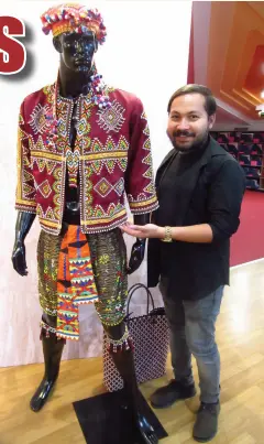  ??  ?? INTRICATE lumad traditiona­l outfit of handwoven fabric with Egay Ayag