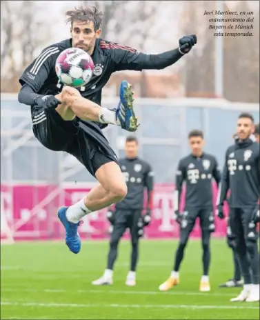  ??  ?? Javi Martínez, en un entrenamie­nto del Bayern de Múnich
esta temporada.