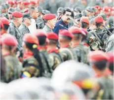  ?? FOTO: AFP ?? ►► Nicolás Maduro en una ceremonia del Ejército, en una imagen de 2015.