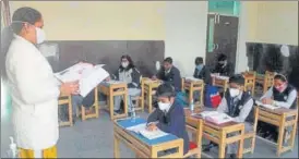  ??  ?? Government school teachers have been at the forefront of efforts to tackle the pandemic