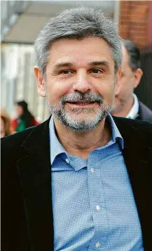  ?? Pablo Porciuncul­a-10.jul.11 /AFP ?? O ex-ministro Daniel Filmus, derrotado por Macri em 2011