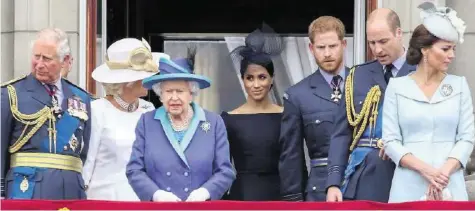  ?? IMAGO ?? Gerüchten zufolge hängt der Palastsege­n bei der britischen Königsfami­lie ziemlich schief. Herzogin Meghan soll der Grund dafür sein.