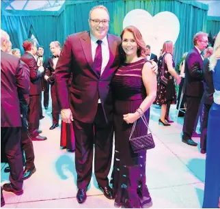  ?? GAËLLE VUILLAUME ?? PIC PERFECT: National Bank Financial’s Guy Côté and wife Katerine Rocheleau at the Grand Bal des Vins-Coeurs.