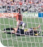  ??  ?? Juan Cayasso scores past Jim Leighton for Costa Rica