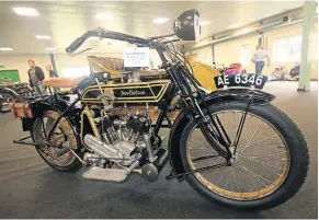  ??  ?? This 1915 New Hudson Big Six was one of several combinatio­ns being offered by the National Motorcycle Museum.