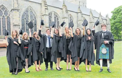  ?? ?? PICTURE PERFECT: Aberdeen University has made a picturesqu­e backdrop for generation­s of graduates.