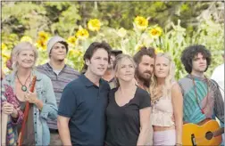  ??  ?? ( Left to right in foreground) Kerri Kenney- Silver, Paul Rudd, Jennifer Aniston, Justin Theroux and Malin Akerman star in Wanderlust.