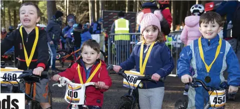  ??  ?? Medal winners Alex Tracey, Eli Davis, Lauren Tracey and Art Davis at the Biking Blitz at Ballinasto­e.