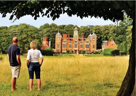  ??  ?? Rural splendour: Blickling Hall served as the officers’ mess for RAF Oulton during World War II