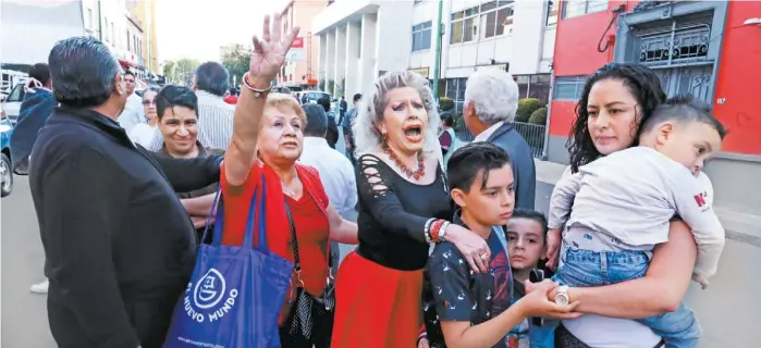  ?? JESÚS QUINTANAR ?? El movimiento duró aproximada­mente un minuto; hasta las 23:30 horas de ayer sumaban 261 réplicas.