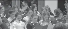  ?? CONTRIBUTE­D ?? The Uniacke District School choir helped celebrate the occasion inside the welcome lodge.