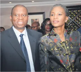  ??  ?? LOVELY PAIR. Johannesbu­rg ’s mayor Herman Mashaba with his wife, Connie.