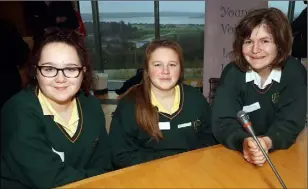  ??  ?? Abby Beale, Kate Rossiter and Jacinta Horgan from Presentati­on Secondary School.