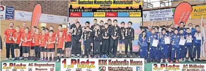  ?? FOTO: KSK ?? Das Siegerpode­st bei den Schülern in Völklingen: (v.l.) Der AC Regensburg belegte Rang zwei, Neuss holte sich den DM-Titel und der AC Mülheim wurde Dritter.
