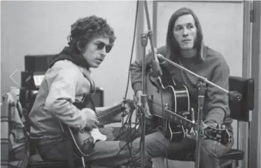  ?? FACEBOOK DOUG SAHM ?? Music legends Bob Dylan and Doug Sahm.