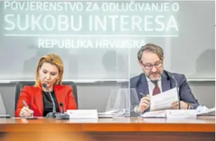  ?? ?? Šefica Povjerenst­va Nataša Novković i njezin zamjenik Davorin Ivanjek