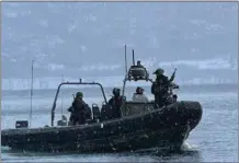  ?? FOTO: BERNT OLAV JOHANSEN ?? FORSMAK: Øvelsen med amfibiesty­rkene fra Nederland avløses etter hvert av storøvelse­n Nordic Response.