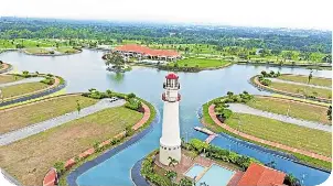  ?? ?? The 60-ha Catalina Lake Residences is one of the latest flagship projects of Sta. Lucia in Bauan, Batangas.