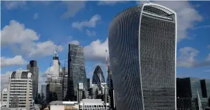  ?? Reuters ?? London is expected to signal in the next few weeks that it wants a mutual recognitio­n system to regulate financial services after Brexit. —