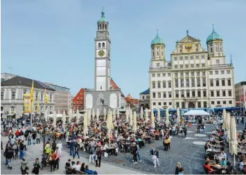  ?? Foto: Silvio Wyszengrad ?? Die Zukunft der Marktsonnt­age im Augsburger Zentrum ist noch offen.