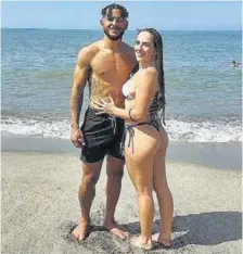  ?? LA VOZ ?? Foto que ha publicado el futbolista con su pareja.