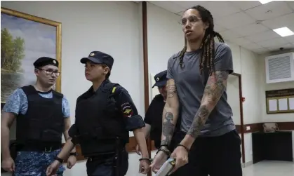  ?? Photograph: Maxim Shipenkov/EPA ?? Brittney Griner in court to hear the verdict in Khimki, outside Moscow, on Thursday. Biden said: ‘I call on Russia to release her immediatel­y.’