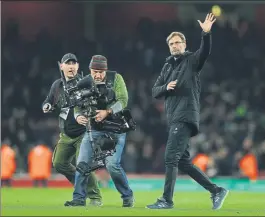  ?? FOTO: AP ?? El técnico del Liverpool Jurgen Klopp no descarta tener que decir adiós a ‘Cou’