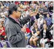  ?? PAUL SANCYA / ASSOCIATED PRESS ?? Republican presidenti­al candidate and former Gov. Rick Perry speaks last month at the Iowa State Fair in Des Moines. Perry’s poll numbers, never high during his current presidenti­al run, have been sinking, even in Texas.