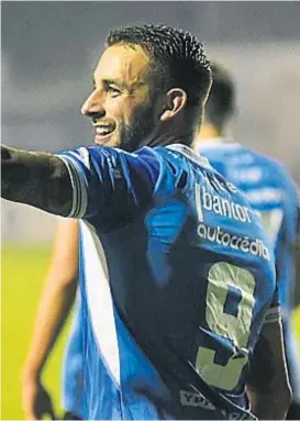  ?? (TOMY FRAGUEIRO) ?? “Turco”. Ibrahim Hesar lleva tres goles en la Primera Nacional y, a sus 25 años, quiere seguir creciendo en Estudiante­s.