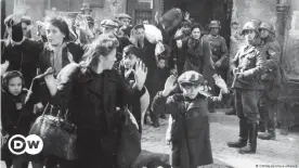  ?? ?? This 1943 photo shows Jewish women and chaildren being deported from the Warsaw Ghetto