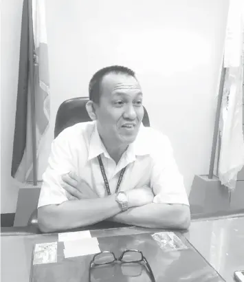  ??  ?? DFA-7 acting director Emmanuel Espineli said the online platform provides convenienc­e to the public, however in order to avoid traveling to other provinces or out-of-Cebu DFA satellite offices, travel plans should be made ahead.