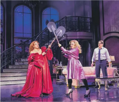  ?? MATTHEW MURPHY AND EVAN ZIMMERMAN ?? Helen (Jennifer Simard, from left), Madeline (Megan Hilty) and Ernest (Christophe­r Sieber) are caught in a macabre web of friendship, loathing and more in “Death Becomes Her” at the Cadillac Palace Theatre.