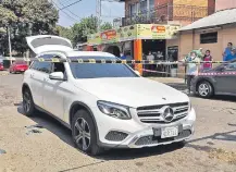 ??  ?? La camioneta de Katerin Eulalia González, luego del ataque.