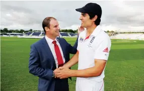  ??  ?? Strong bond: England captain Alastair Cook with Andrew Strauss