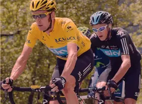  ??  ?? CINQUE TOUR Bradley Wiggins, 37, e Chris Froome, 32, al Tour 2012, vinto dal primo sul secondo. Froome ne ha 4 in bacheca: 2013-20152016-2017. Dei giri, l’unico mai vinto da Sky è il Giro d’Italia BETTINI