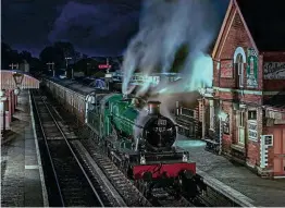  ?? ?? Erlestoke Manor and its train at rest in platform 1 at Bewdley.