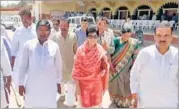  ??  ?? Rajasthan Congress in-charge Kumari Selja arrives in Udaipur on Wednesday. HT PHOTO